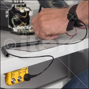 ESD Earthing Terminal, 3 x DK10